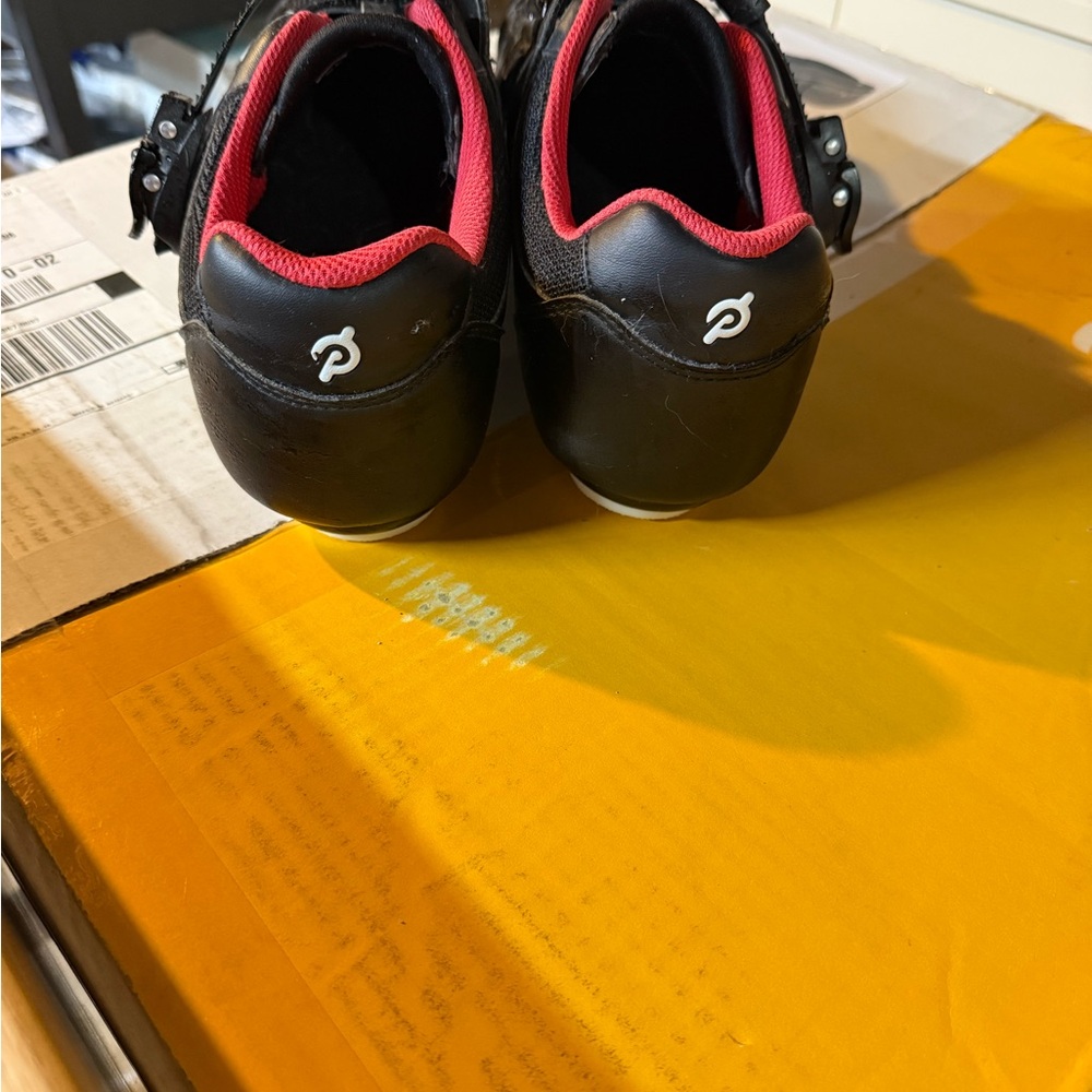Peloton cycling shoes men’s